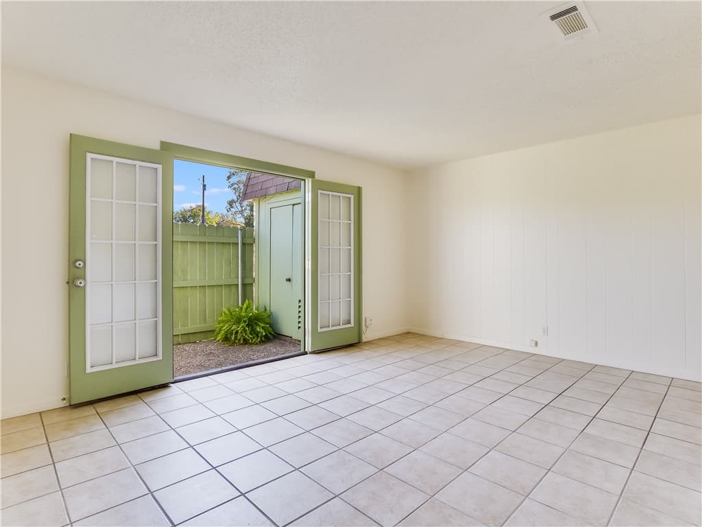 2804 Westhill Dr