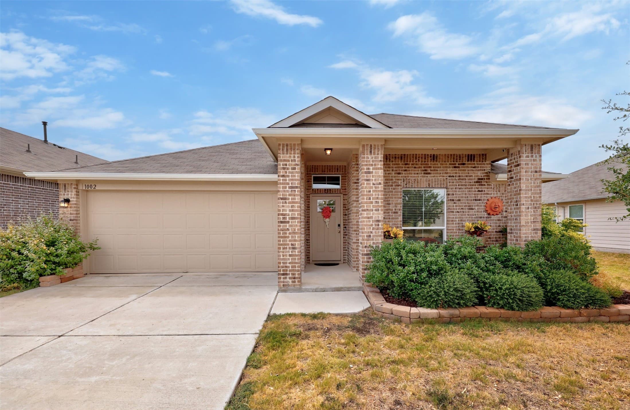 1002 Pembroke Ct