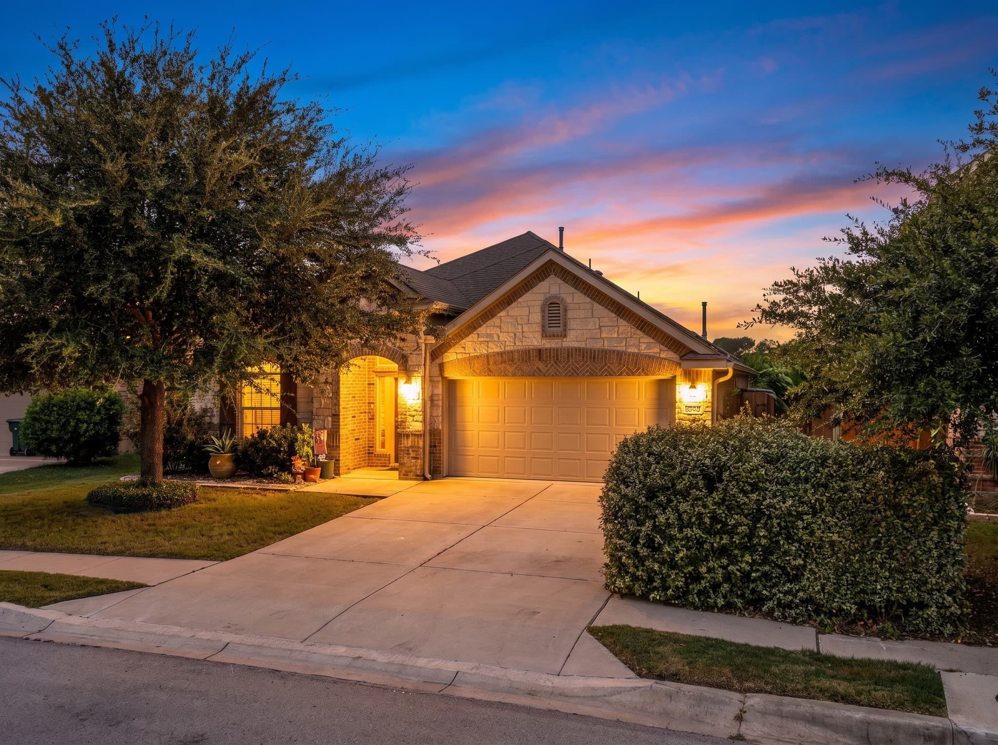 Main property image