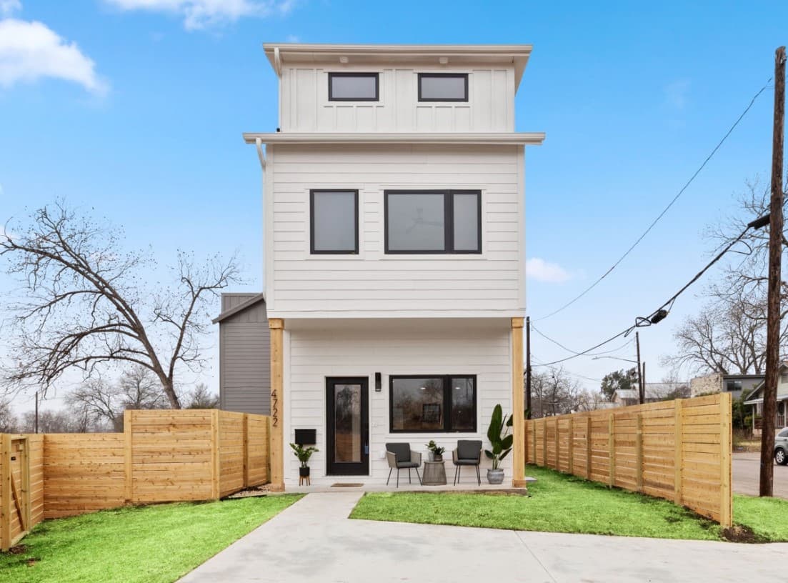 4711 Depew Ave