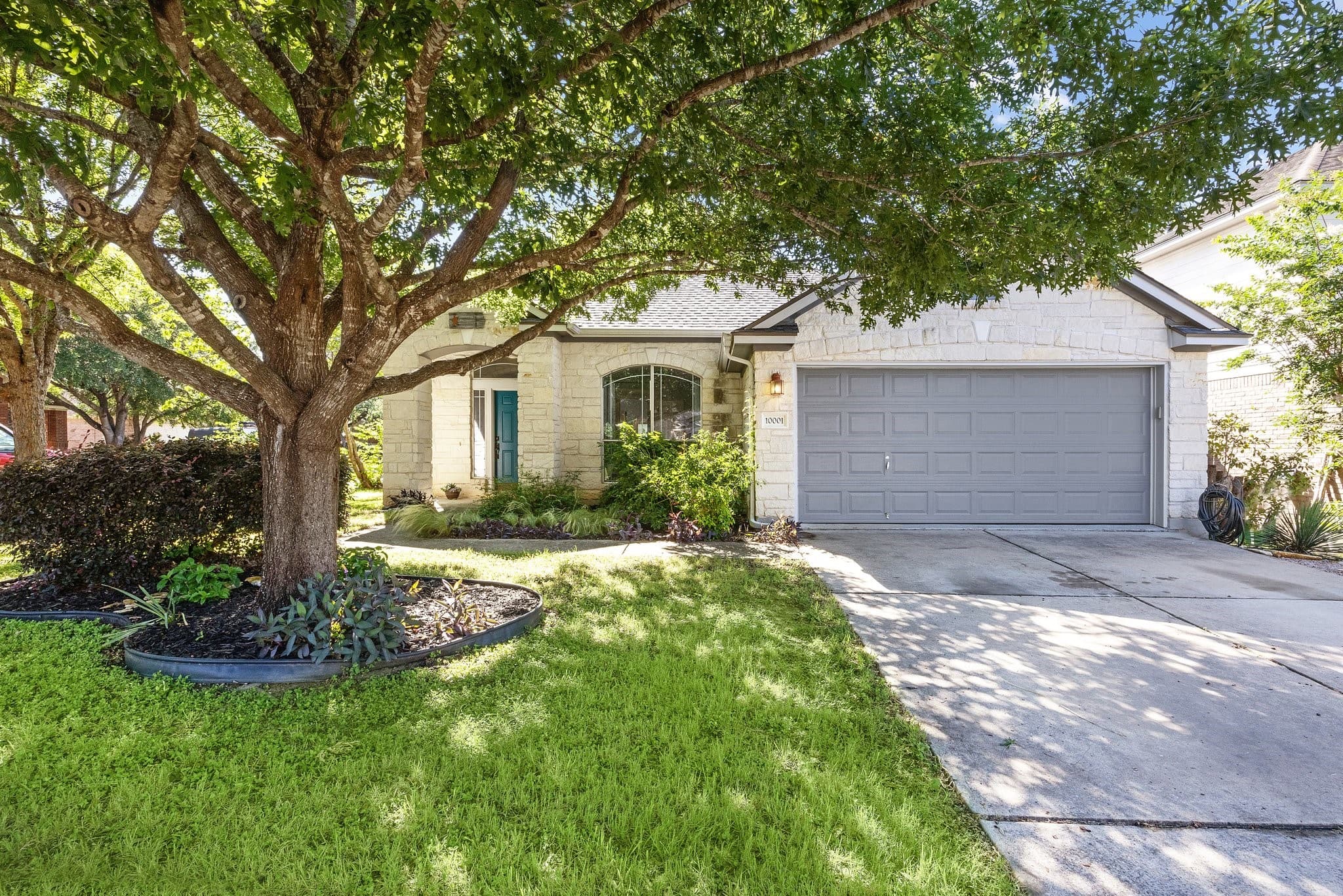10001 Mount Rainier Dr