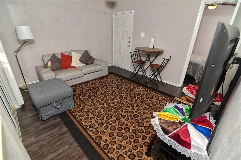 Gallery image 3