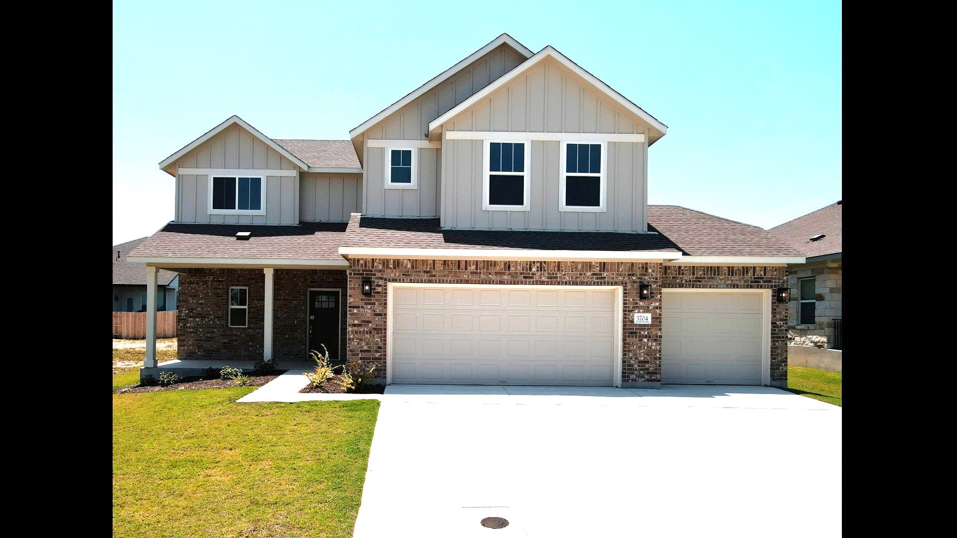 3704 Pin Oak Hls