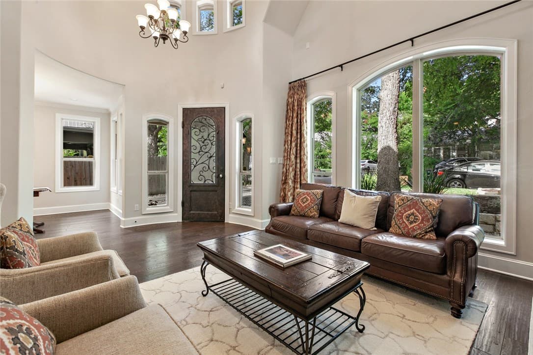 Gallery image 4
