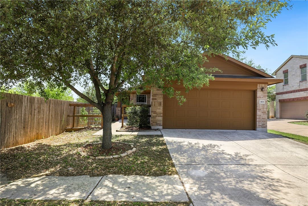 Main property image