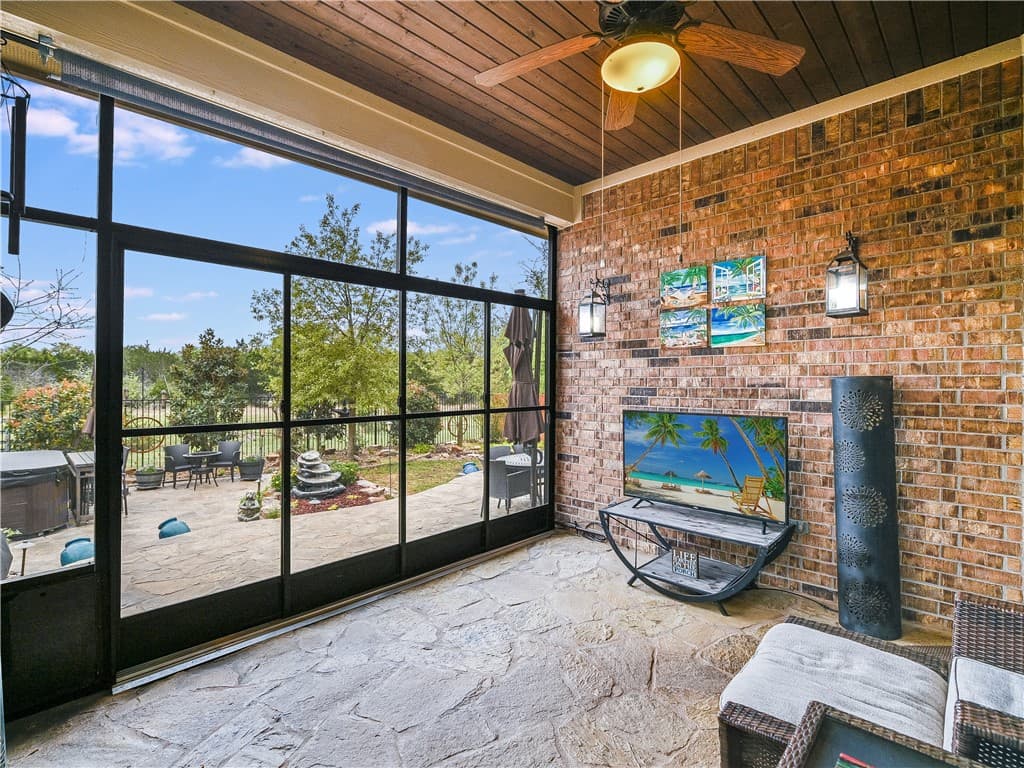 Gallery image 4