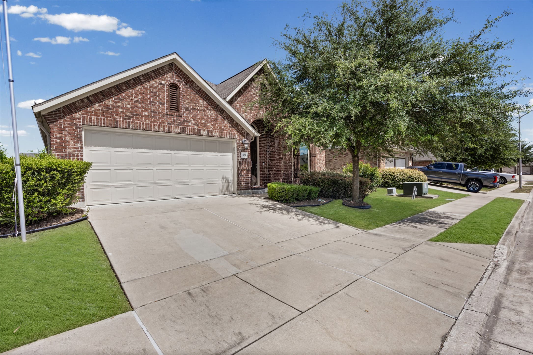 309 Willow City Vly