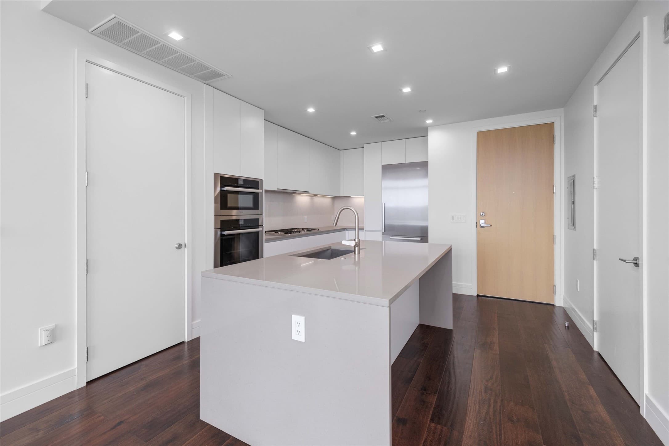 501 West Ave Apt 2302