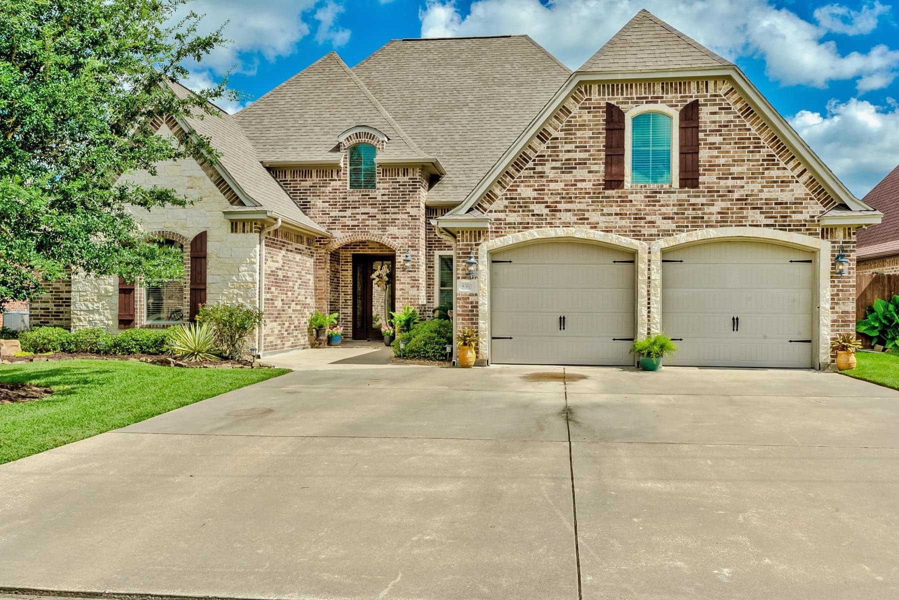 8380 Winnsboro Cir
