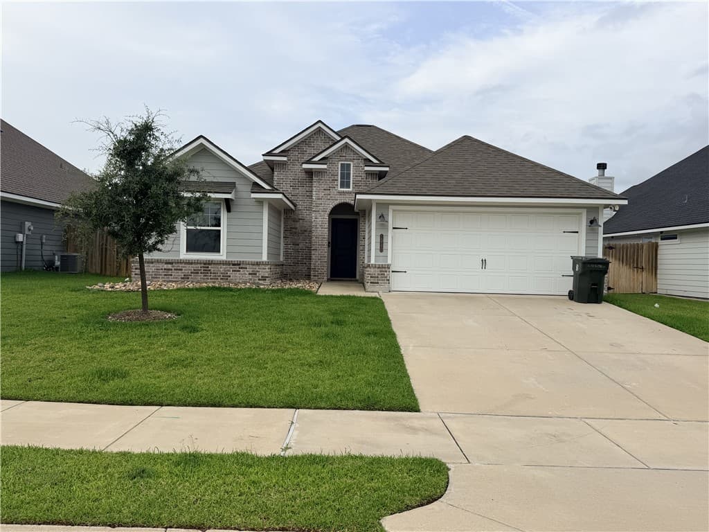1940 Cambria Dr
