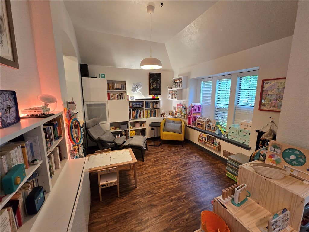 Gallery image 4