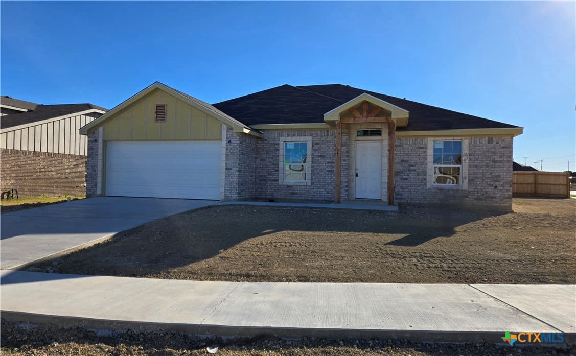 3204 Goblin Dr