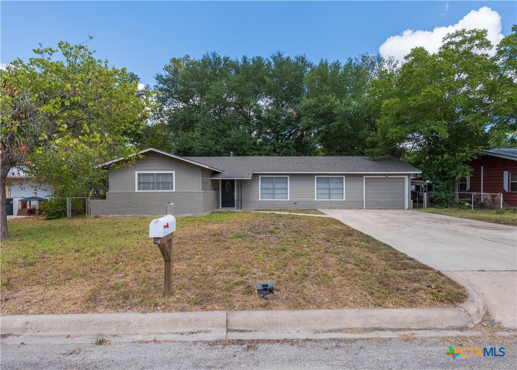125 Palmo Dr