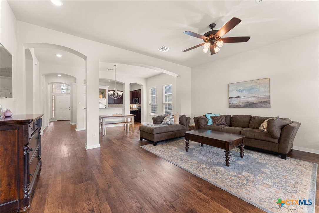 7805 Northgate Loop