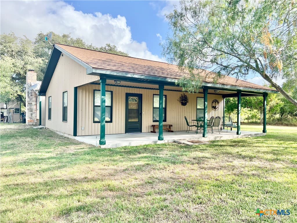 168 Gates Rd
