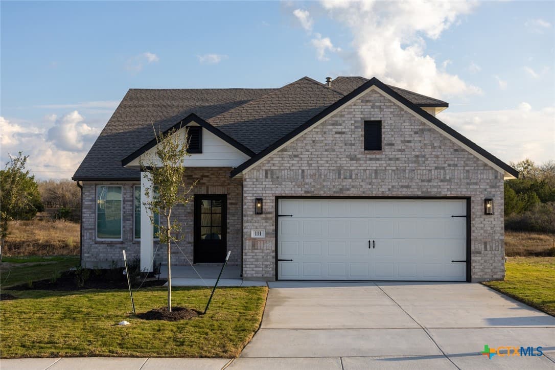111 Sawtooth Oak Dr