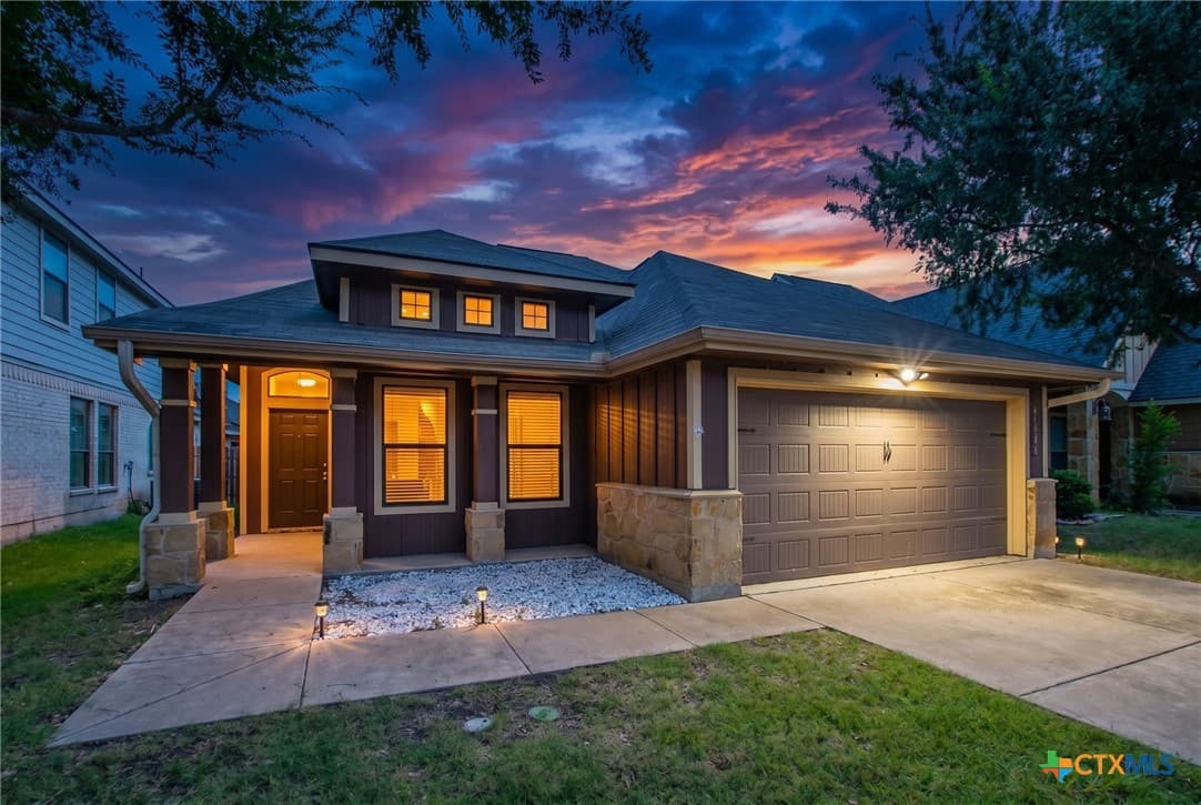 Main property image