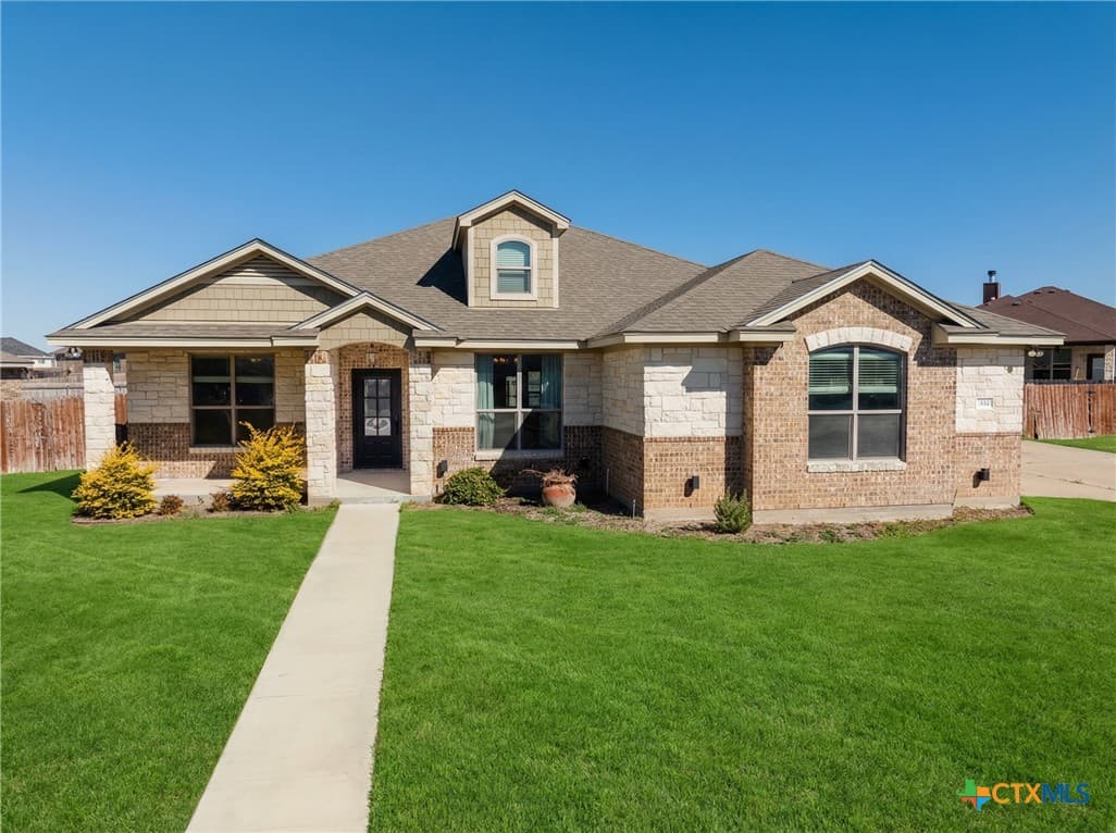 Main property image