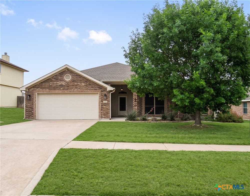 Main property image