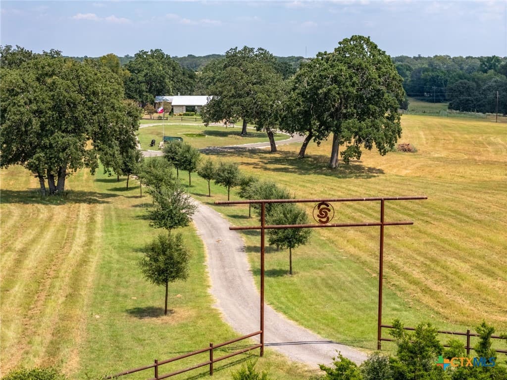 Main property image