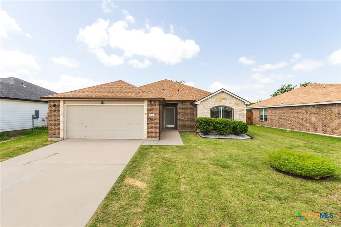 839 Liberty Park Dr