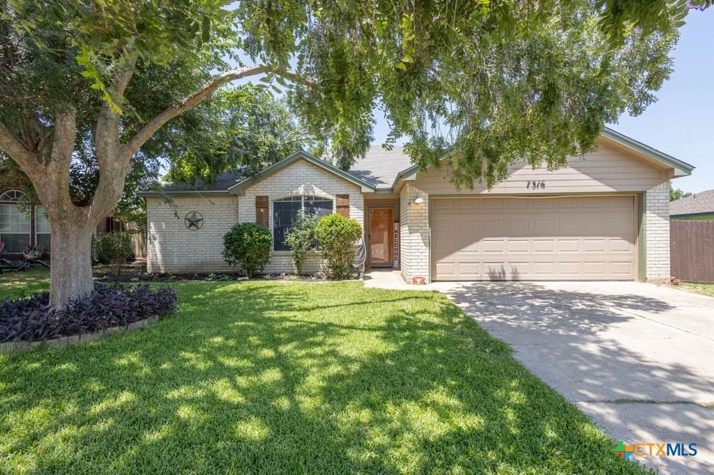 Main property image