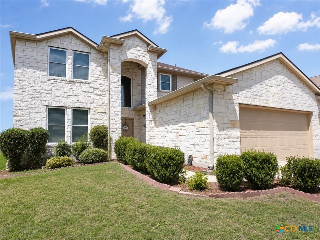 803 Snow Bird Dr