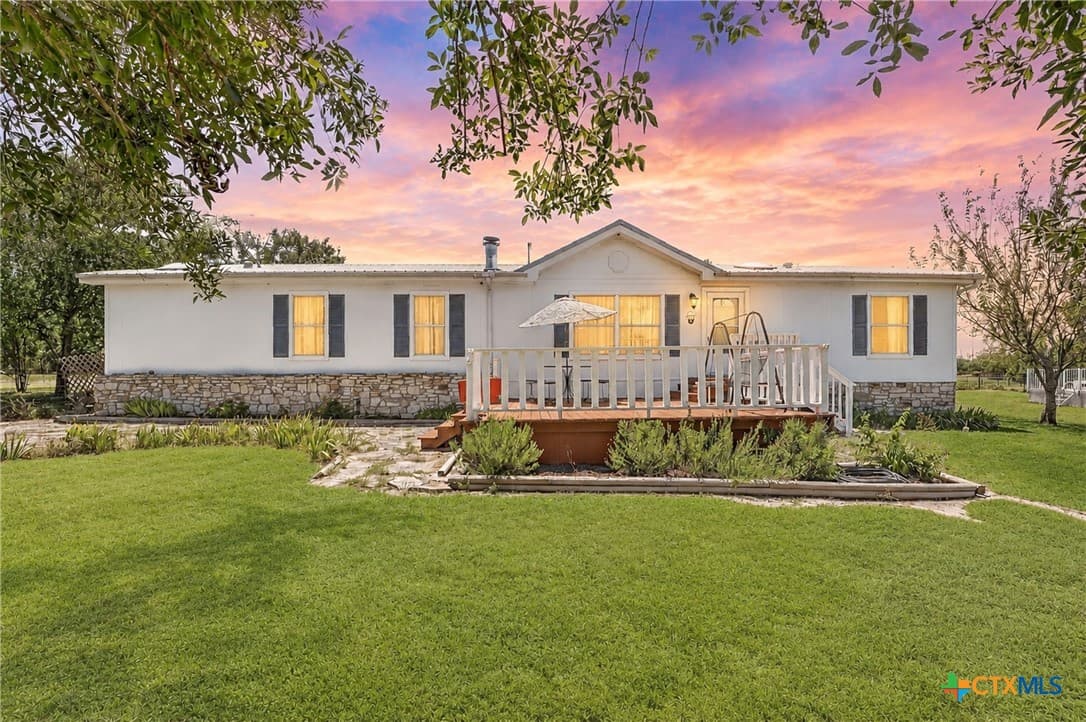 317 Rae Ln