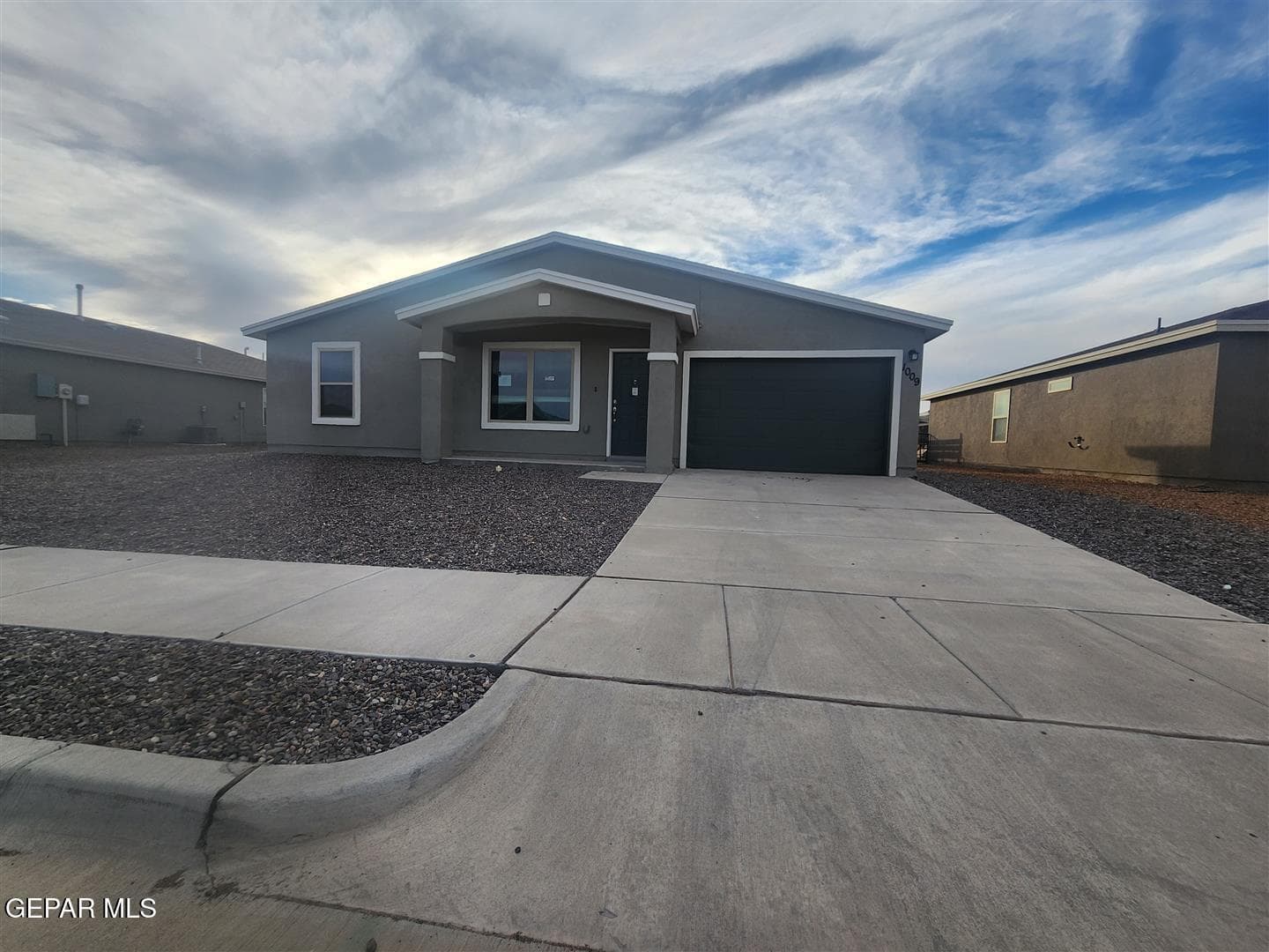 1009 Cattail Ln