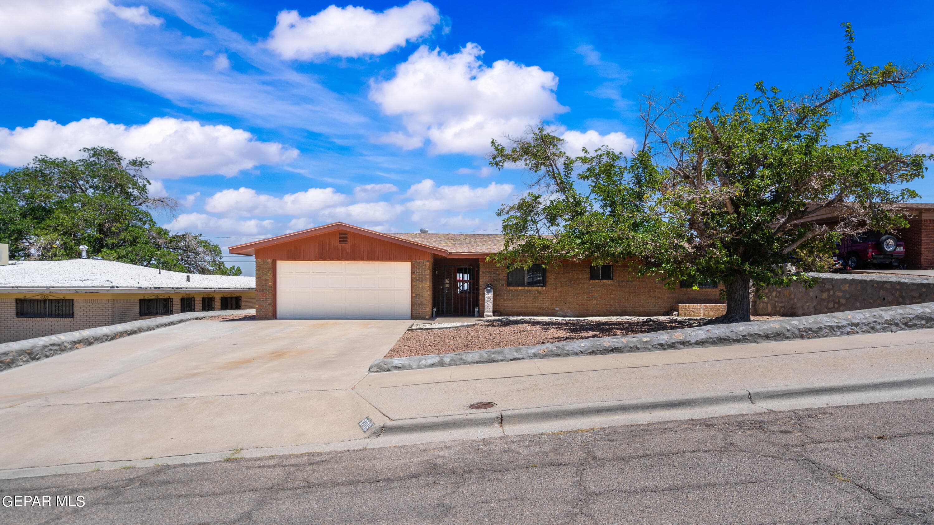 8706 Marble Dr