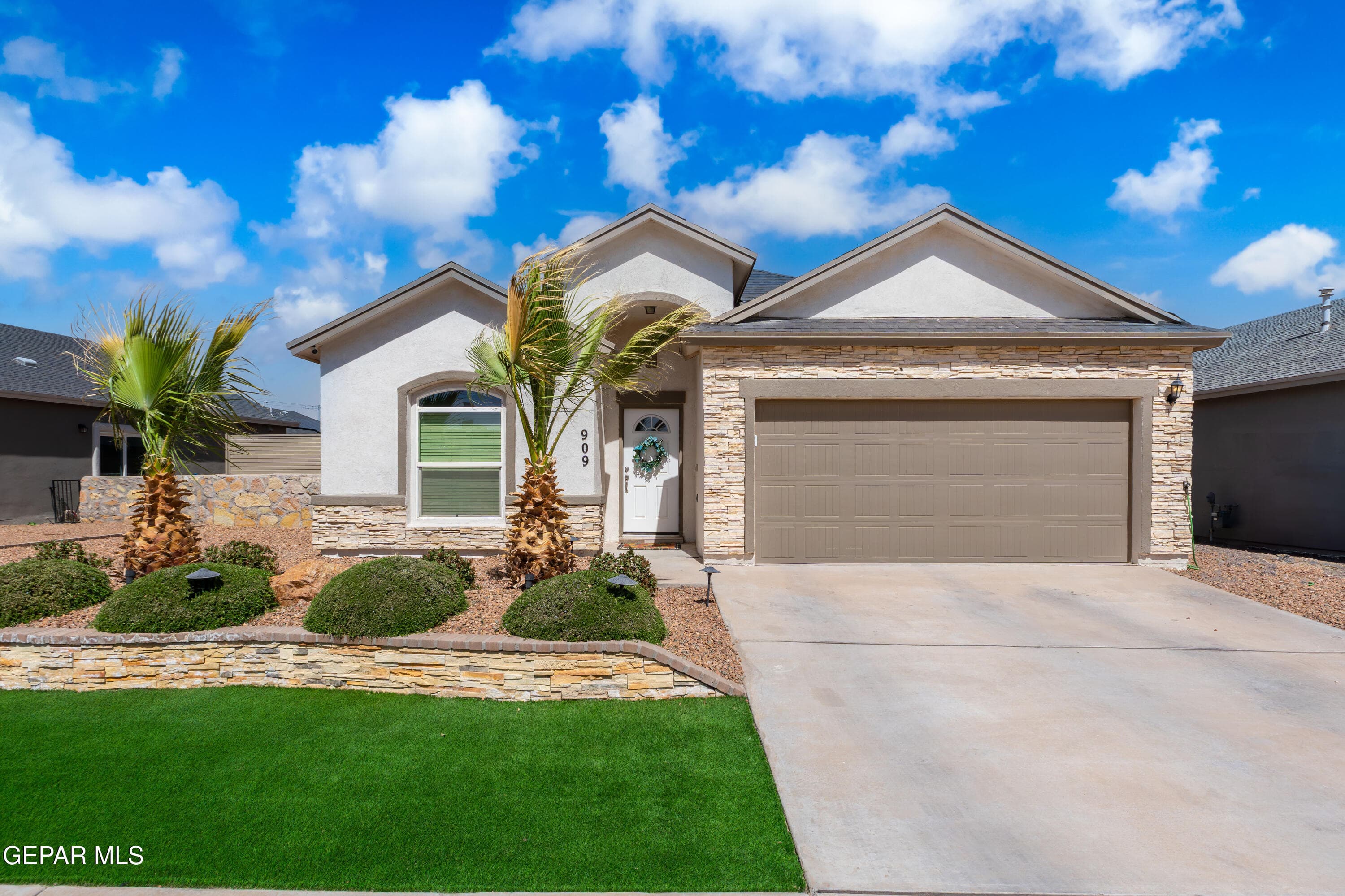 909 Jimson Weed Dr
