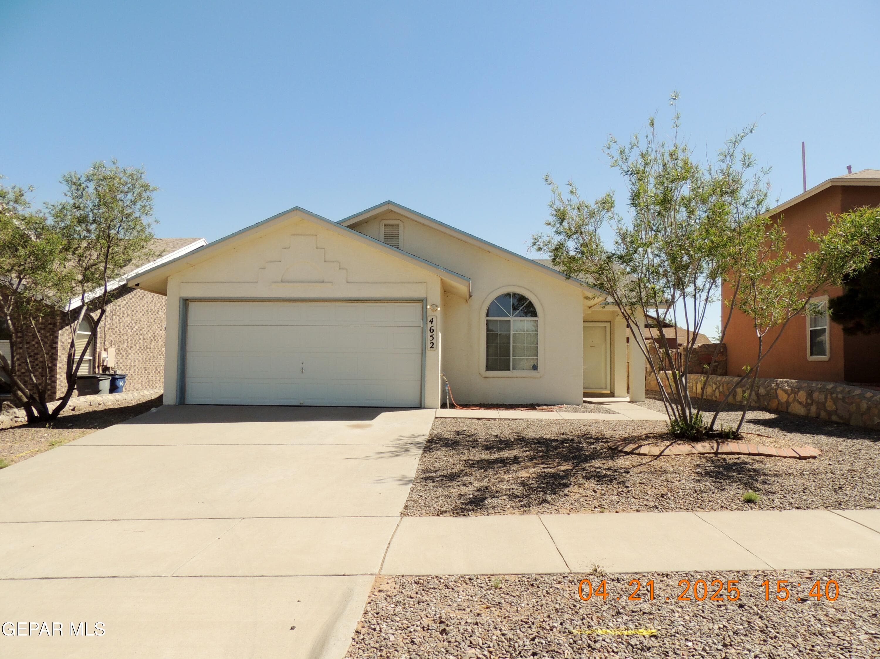 4652 Loma Linda Cir