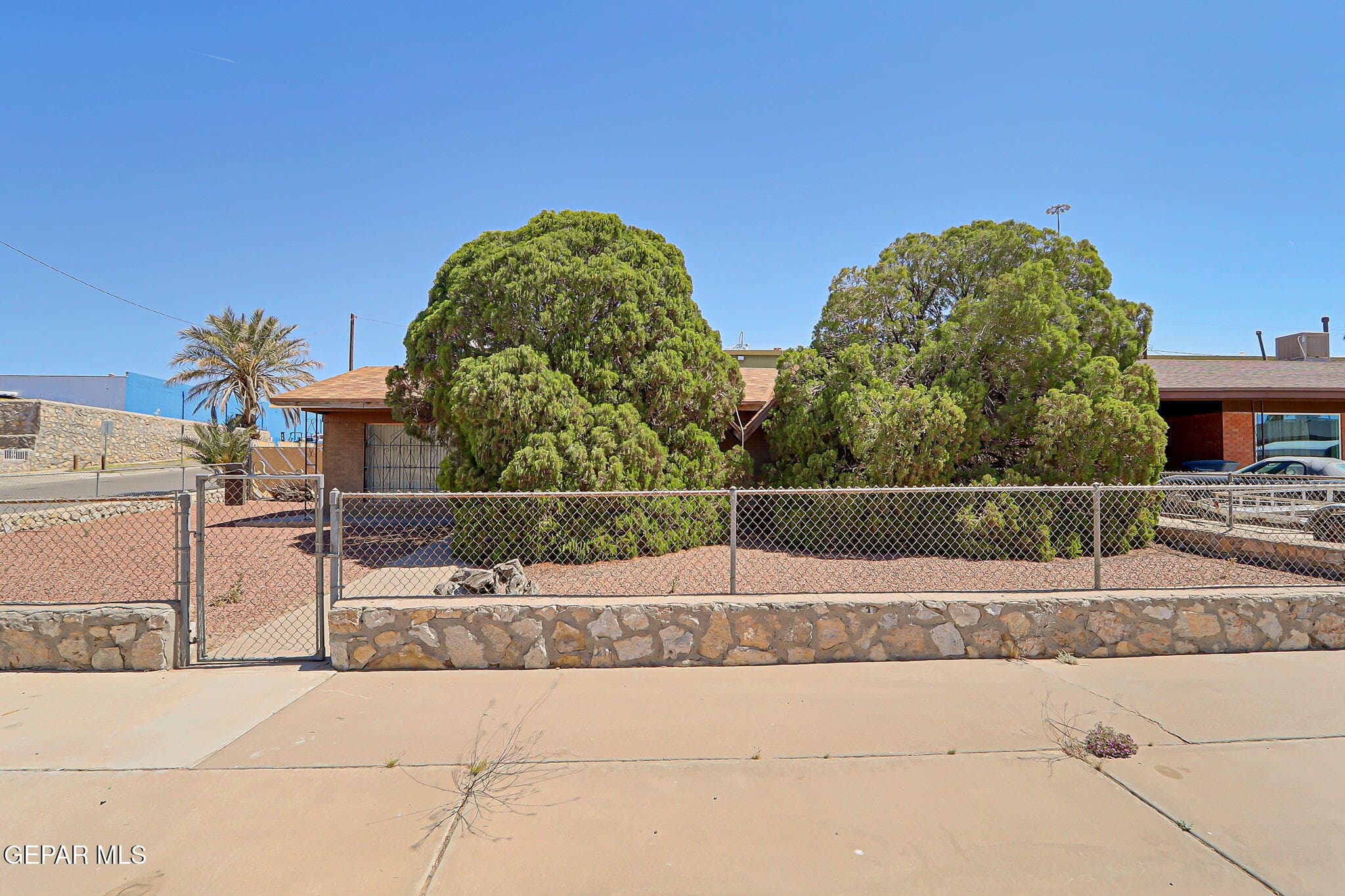 Main property image