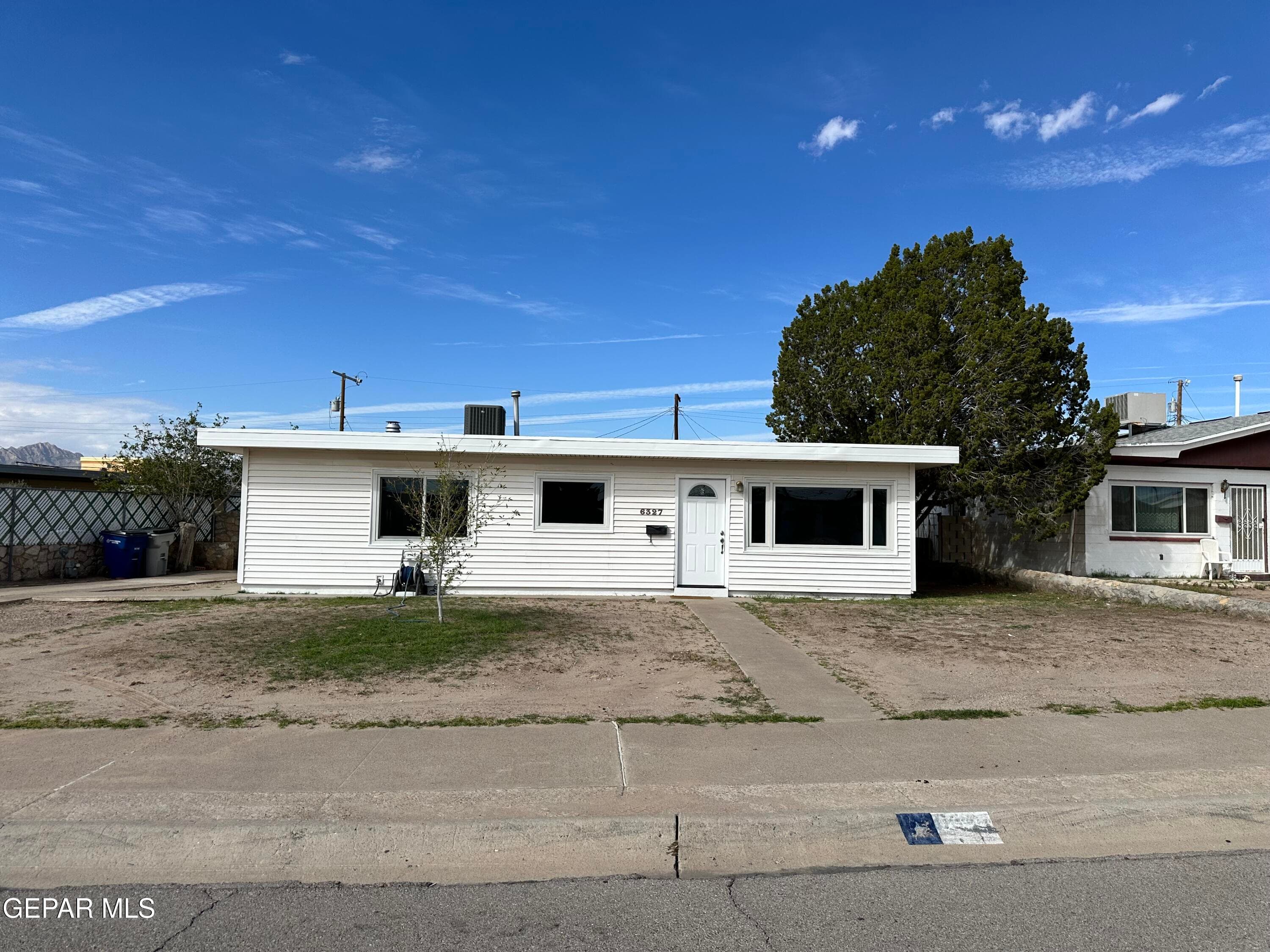 6327 Navajo Ave