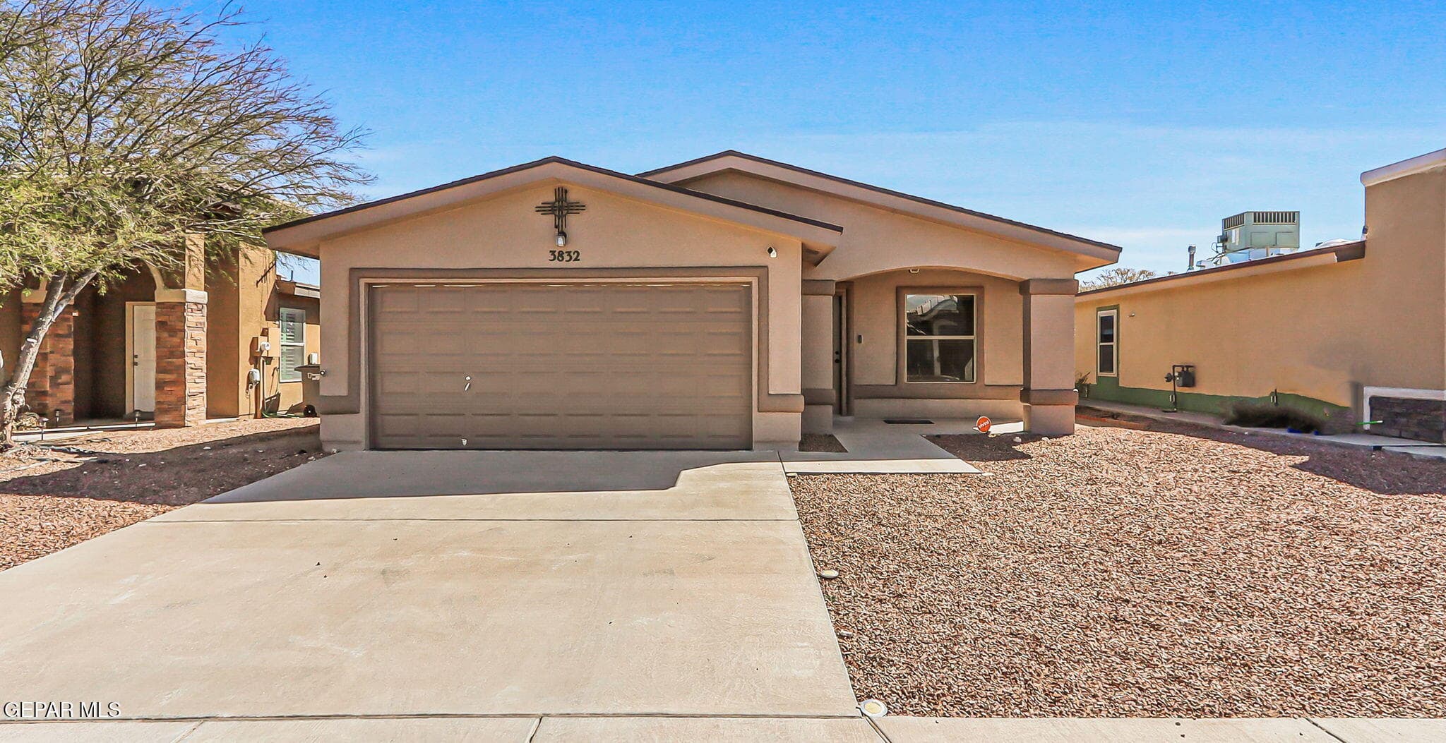3832 Loma Cortez Dr