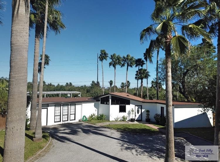 34 Lakeview Ln