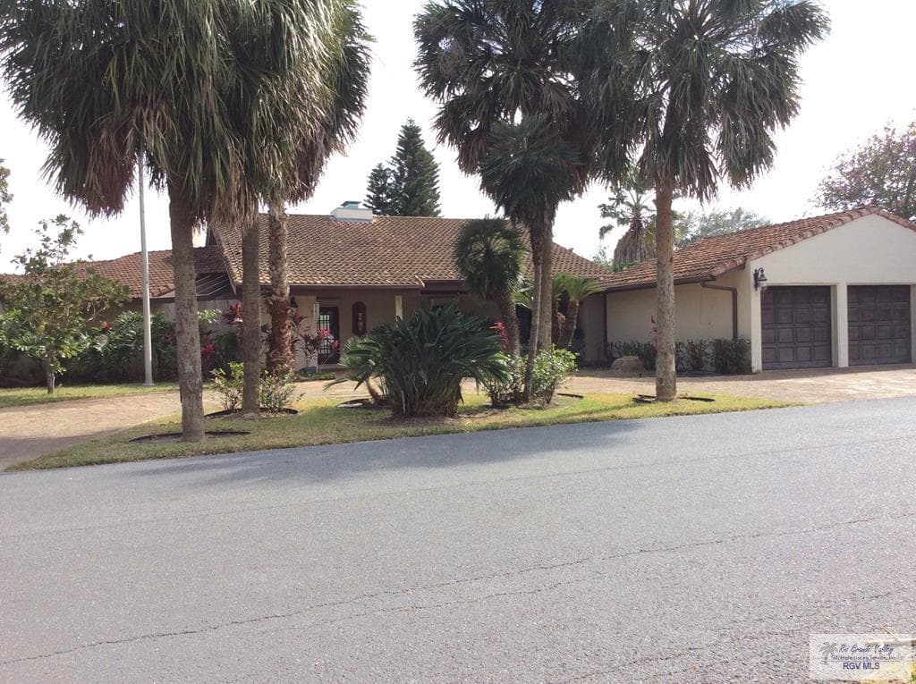 85 Cortez Ave