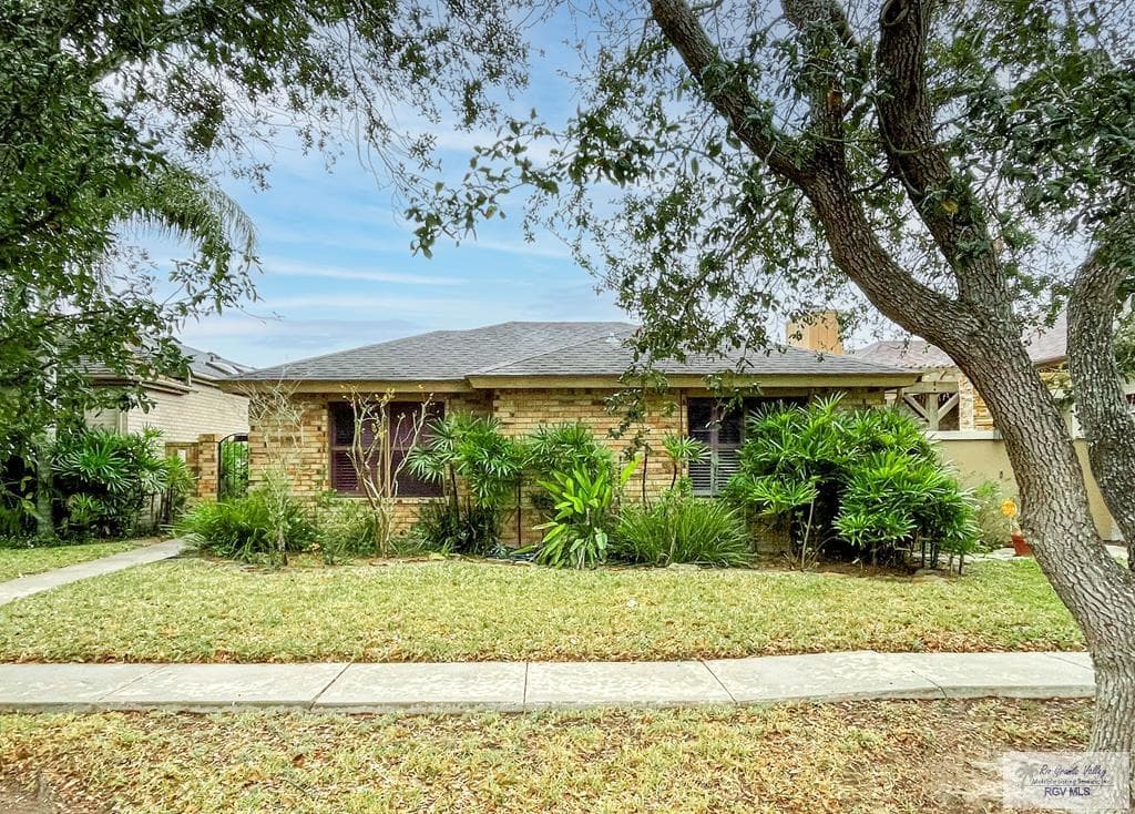 811 Parkview Cir
