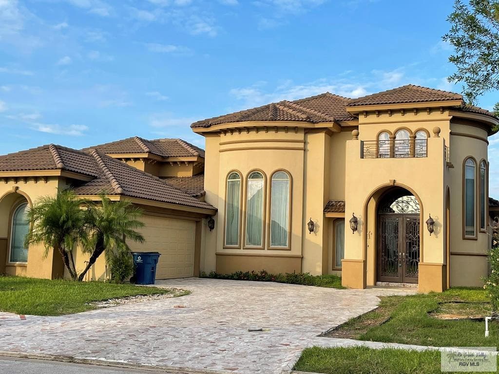 2824 Woodside