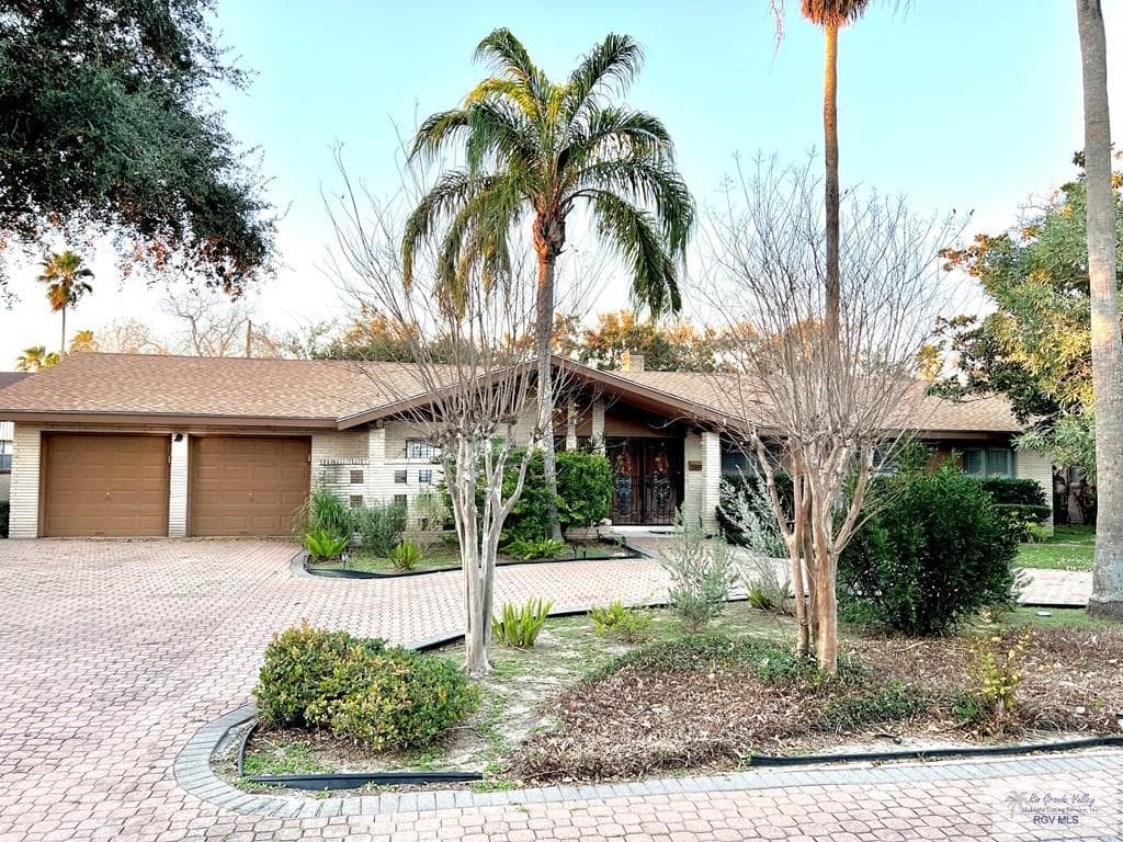 1225 Cottonwood Dr