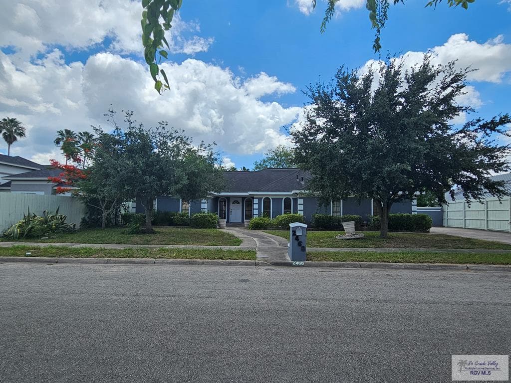 Main property image