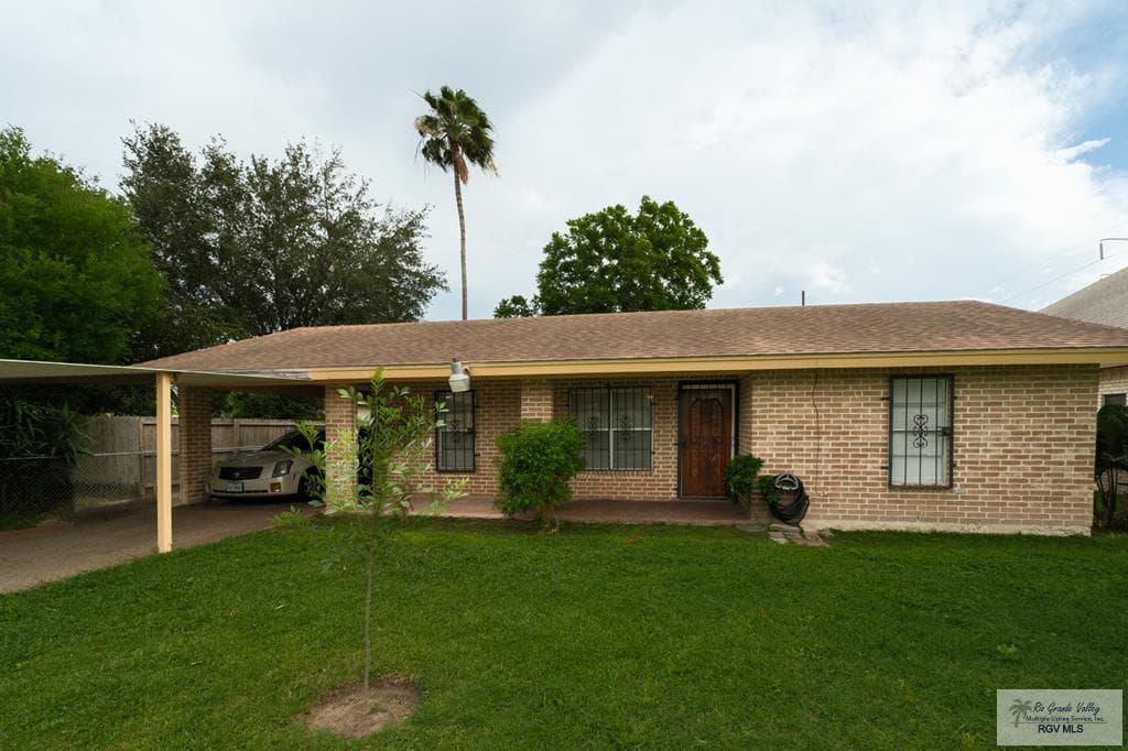 2841 Tamarack Ave