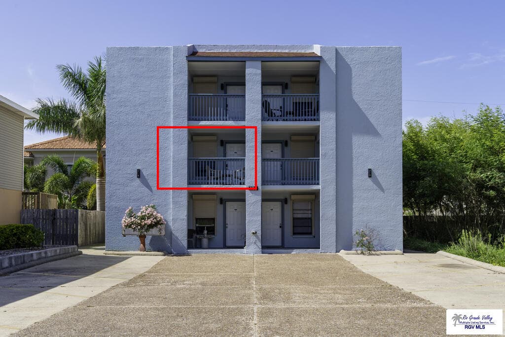 Main property image