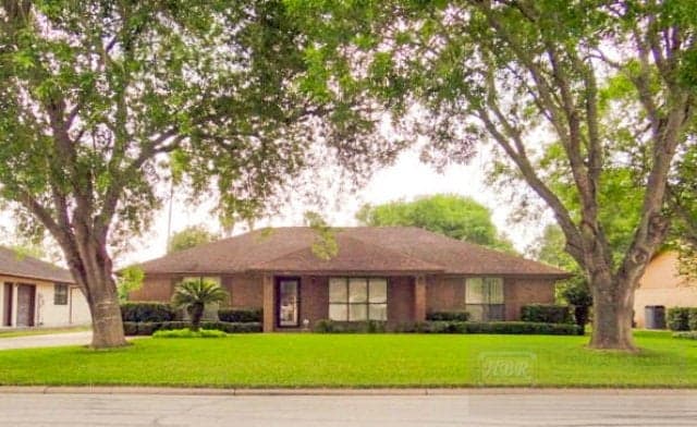 149 Palm Valley Dr W