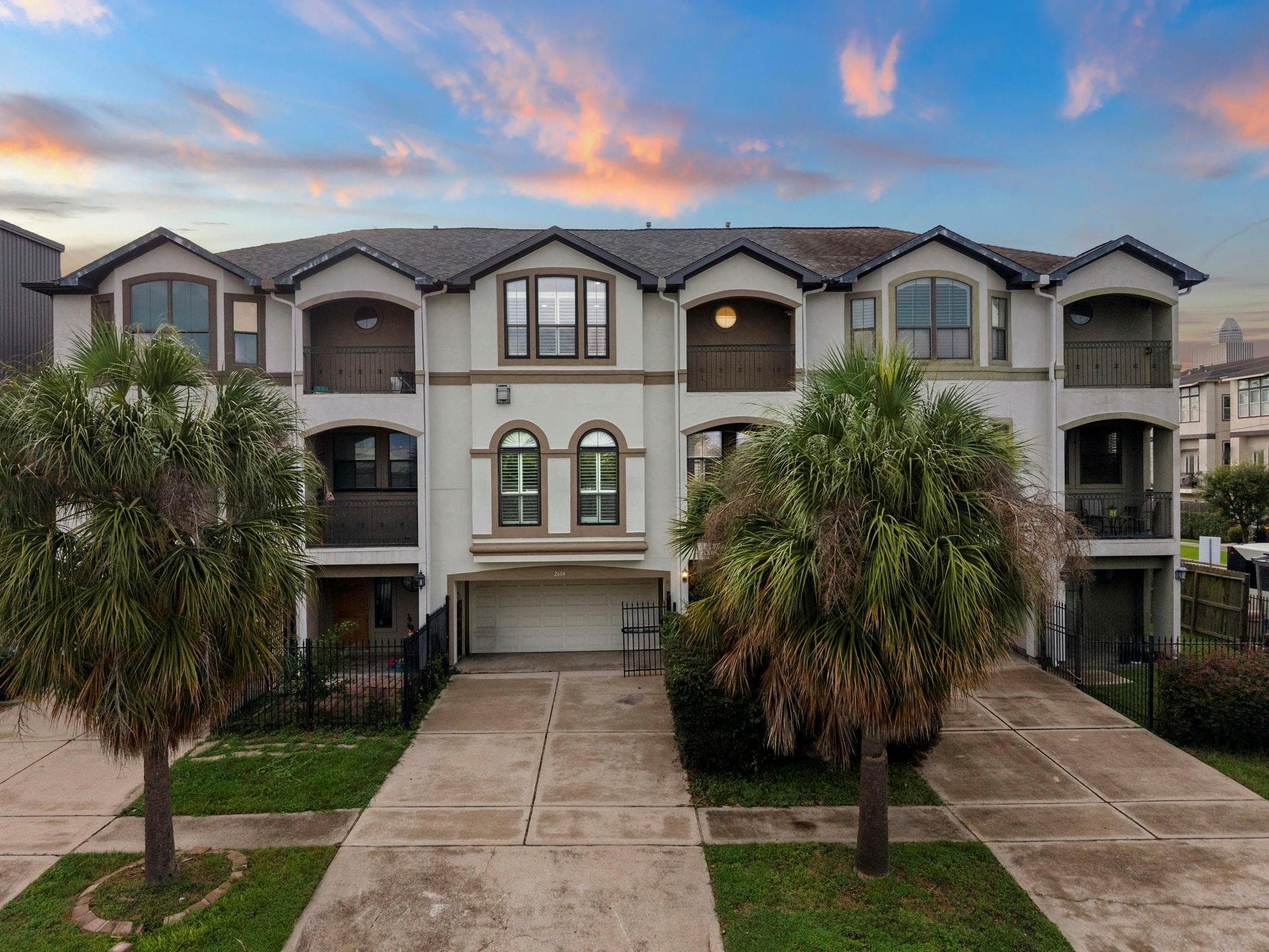 Main property image