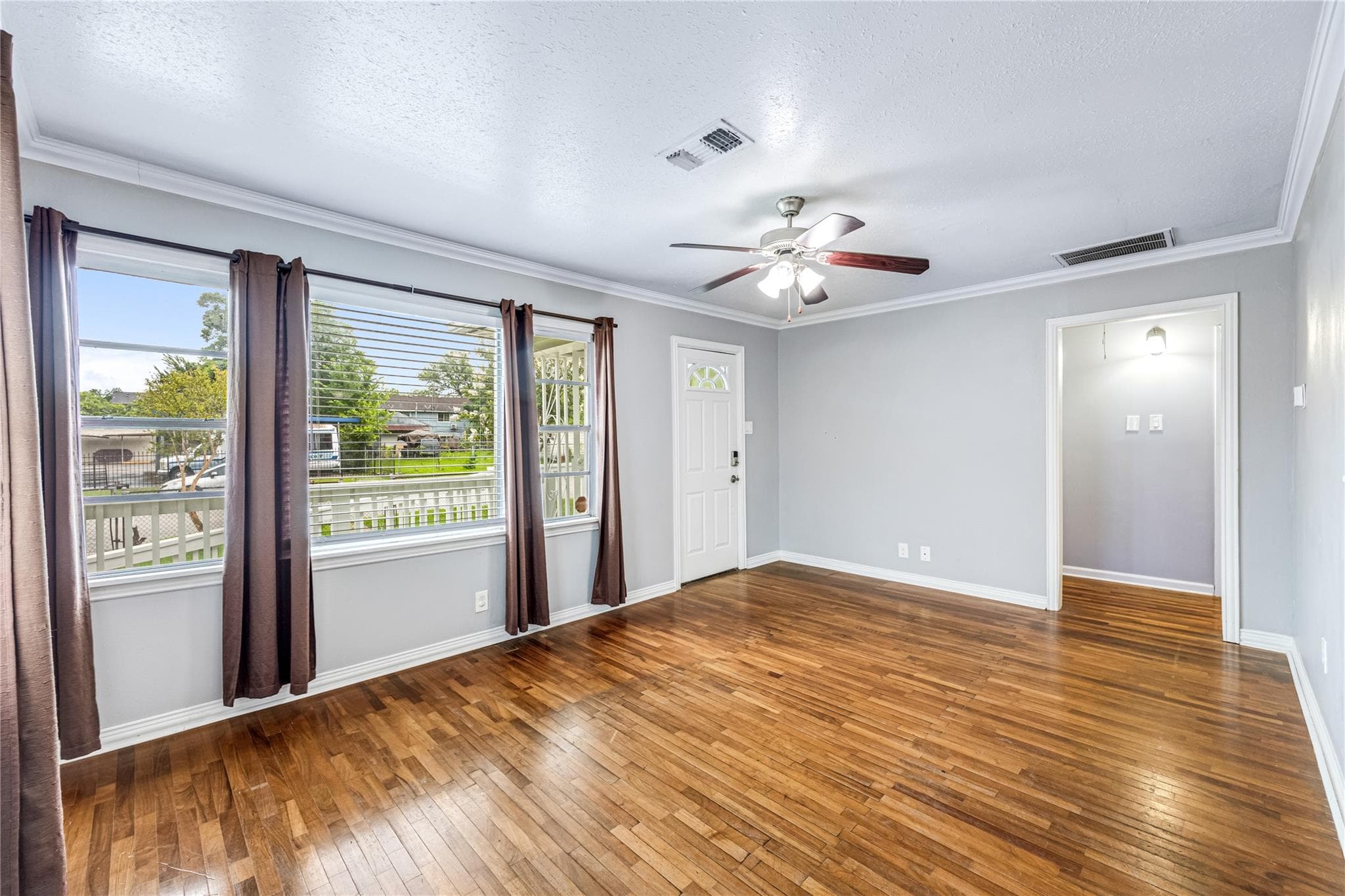 Gallery image 4