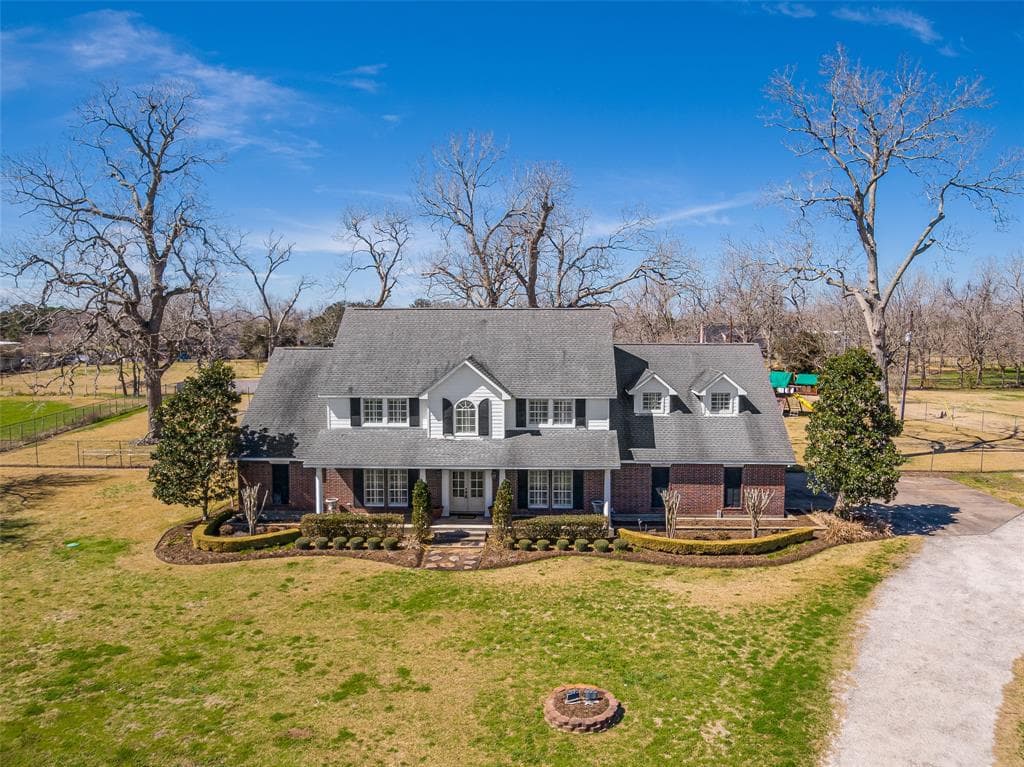1525 Caney Trail Dr