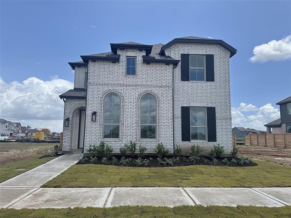 5407 Peach Garden Way