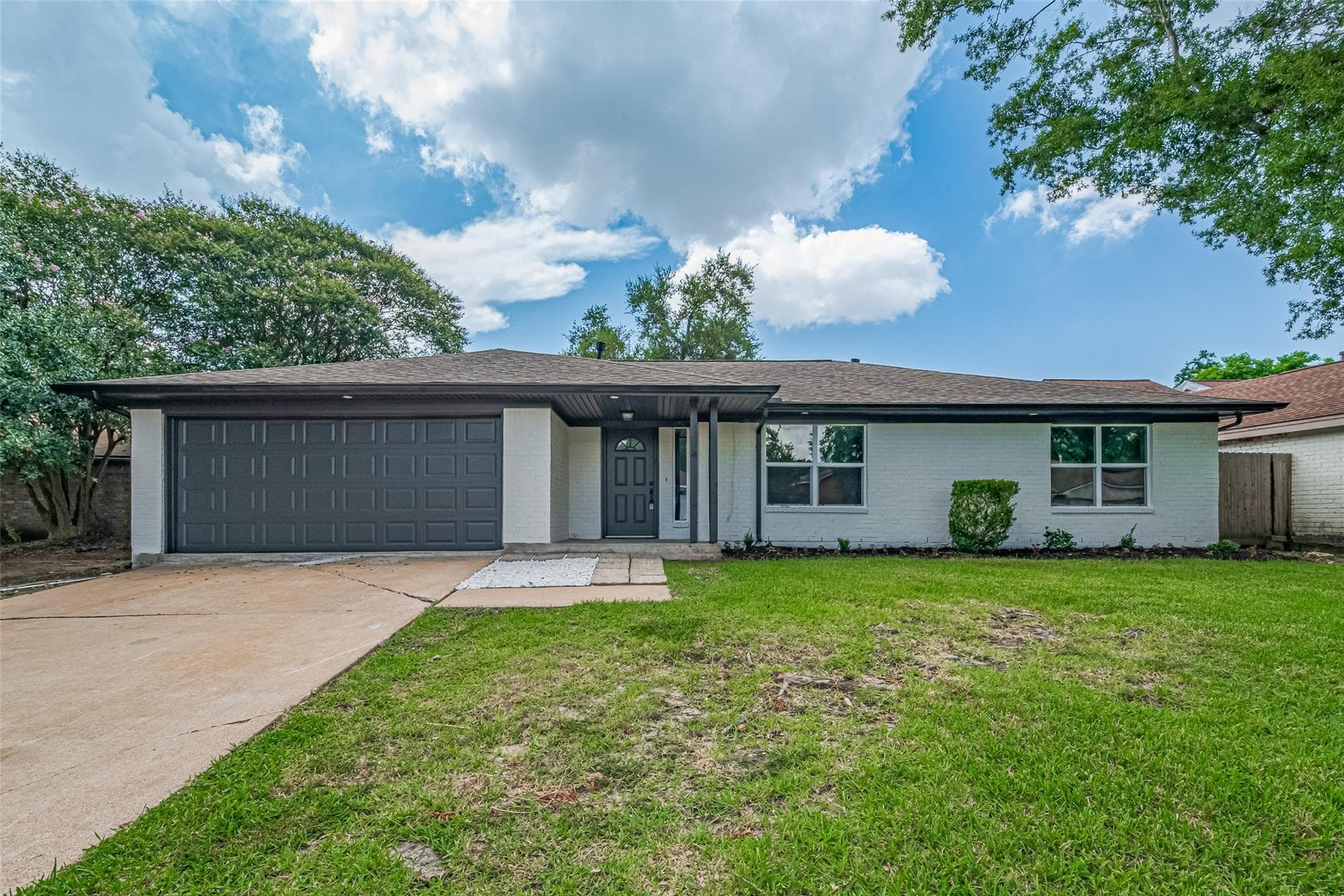 3407 Coachlight Ln