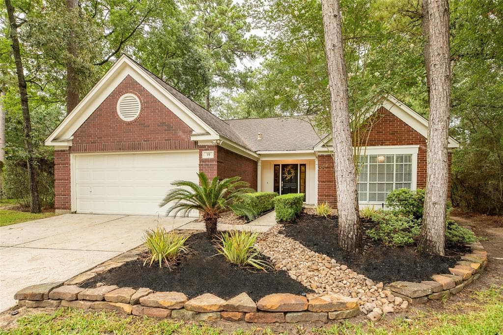 19 Whispy Fern Pl